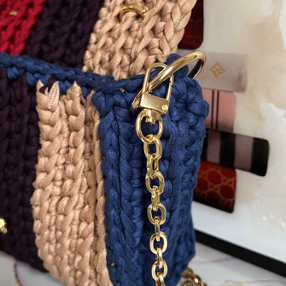 Hand Crafted Multicolor Top Handle Crochet Handbag - Picture 15 of 15